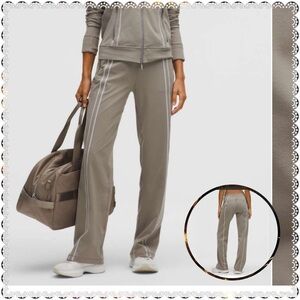Lululemon Define Mid-Rise Track Pant  Luon Warm Ash Grey / White size XL nwt